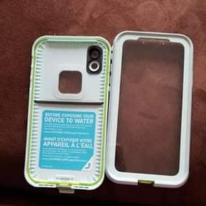 iPhone XR lifeproof phone case.